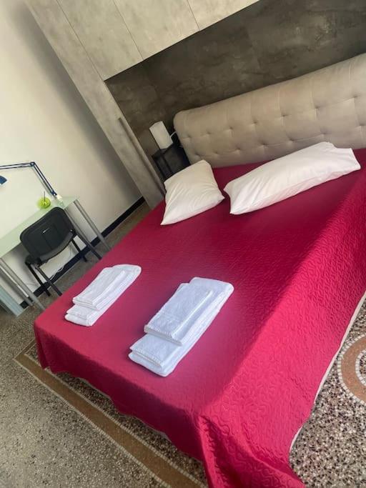 Appartamento Centro Da Marco Savona Esterno foto